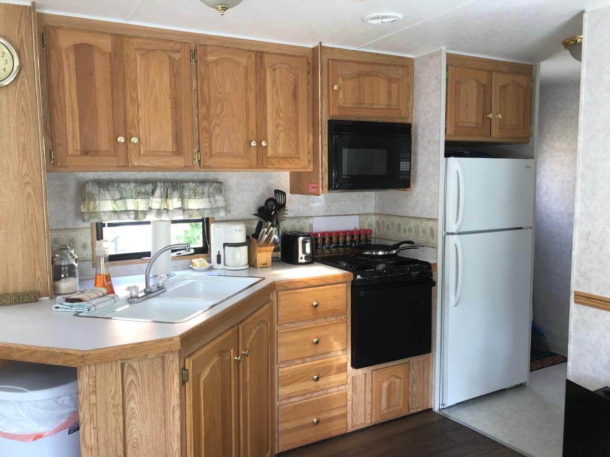 Отель Garden Bay Hideaway - Glamping & Rv Экстерьер фото