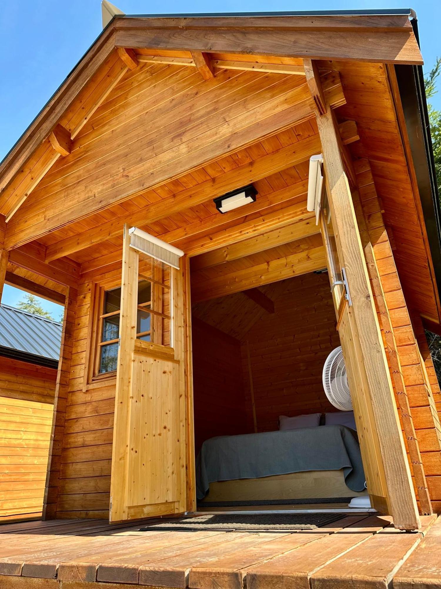 Отель Garden Bay Hideaway - Glamping & Rv Экстерьер фото