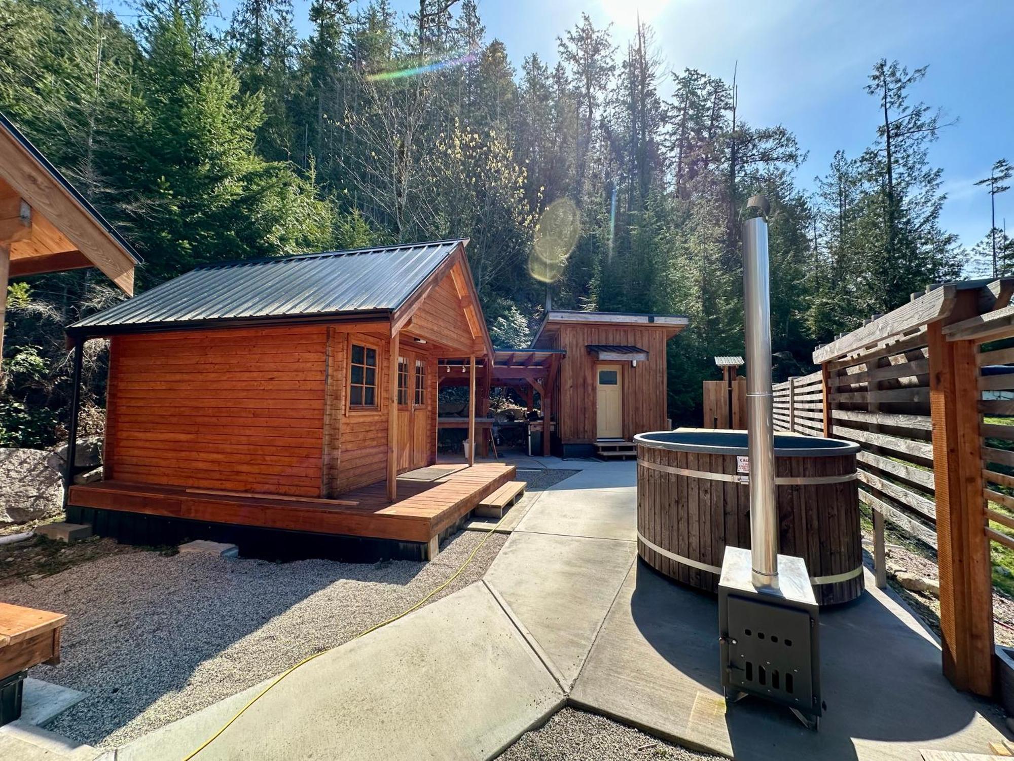 Отель Garden Bay Hideaway - Glamping & Rv Экстерьер фото